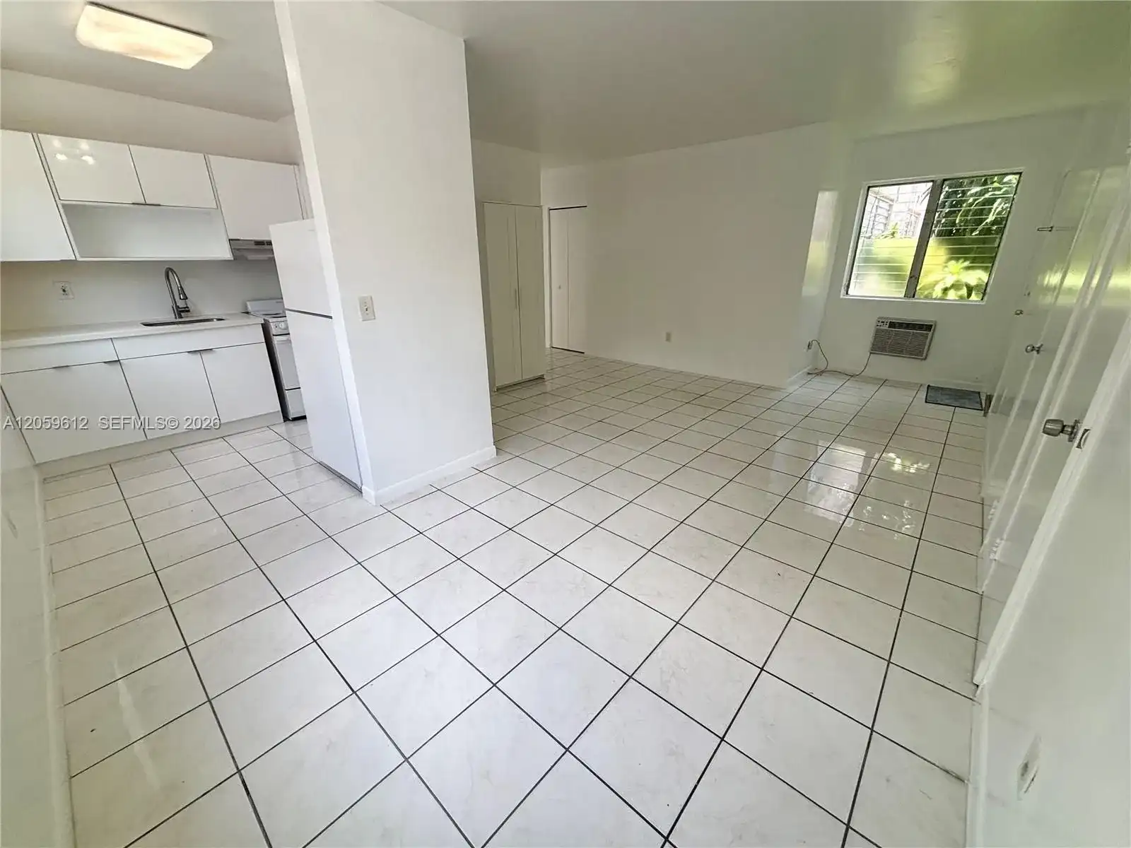 31 Navarre Ave # 9, Coral Gables FL 33134