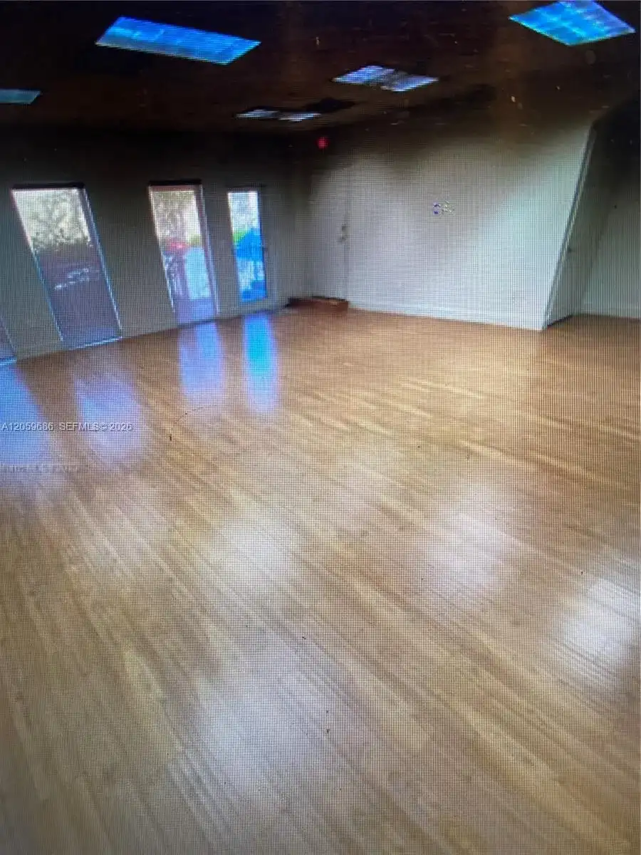 3705 NW 115th Ave # 4, Doral FL 33178