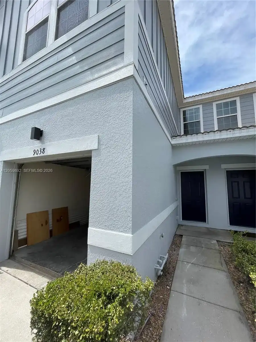 9038 Shepton Street, Orlando FL 32825