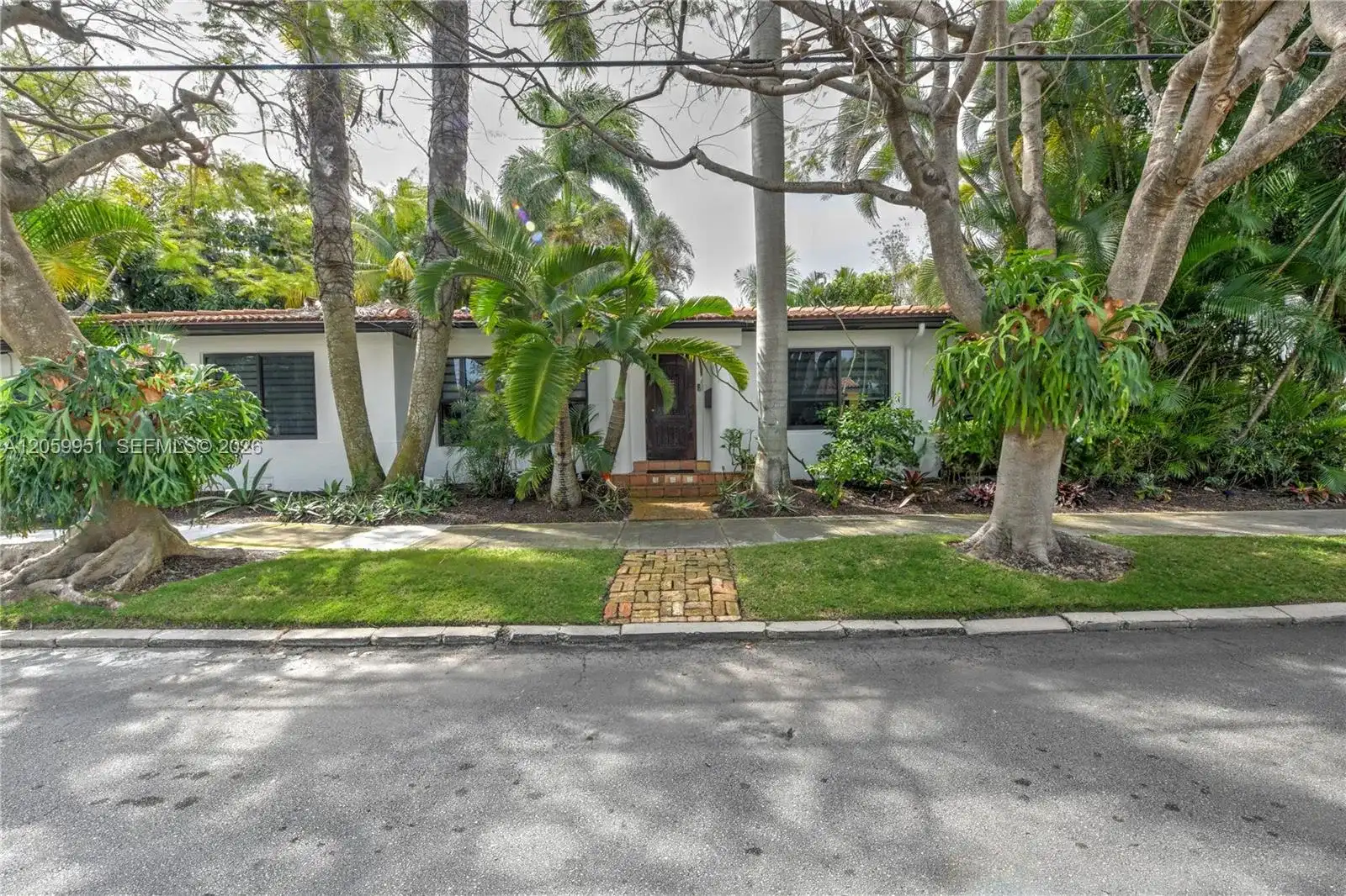 110 N 16th Ave, Hollywood FL 33020