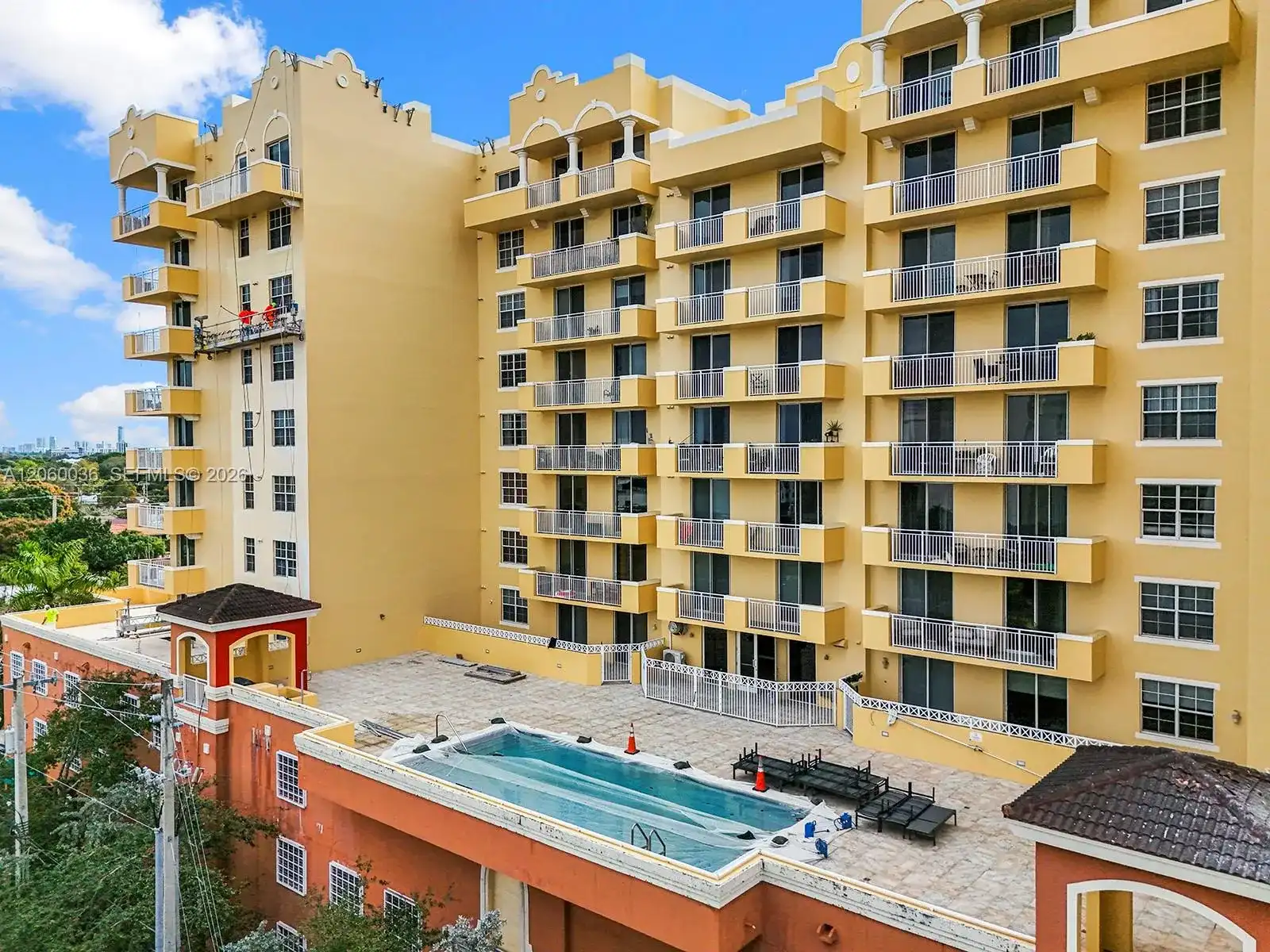 215 SW 42nd Ave # 1007, Miami FL 33134