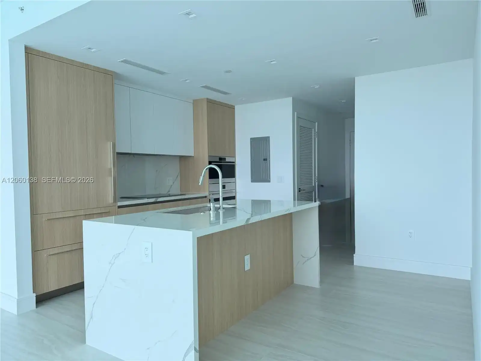 2411 Laguna Circle # 1510, North Miami FL 33181