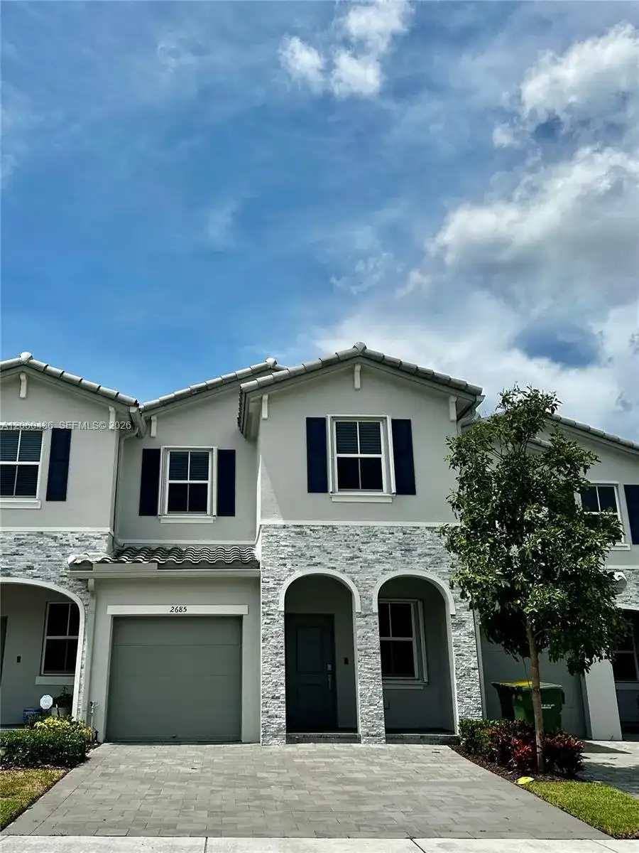 2685 SE 13th Ct, Homestead FL 33035