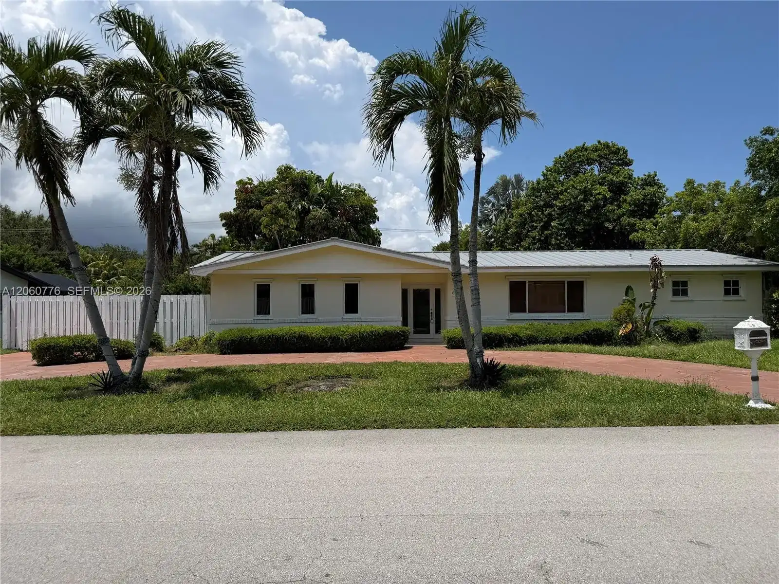 6305 Marlin Dr, Coral Gables FL 33158