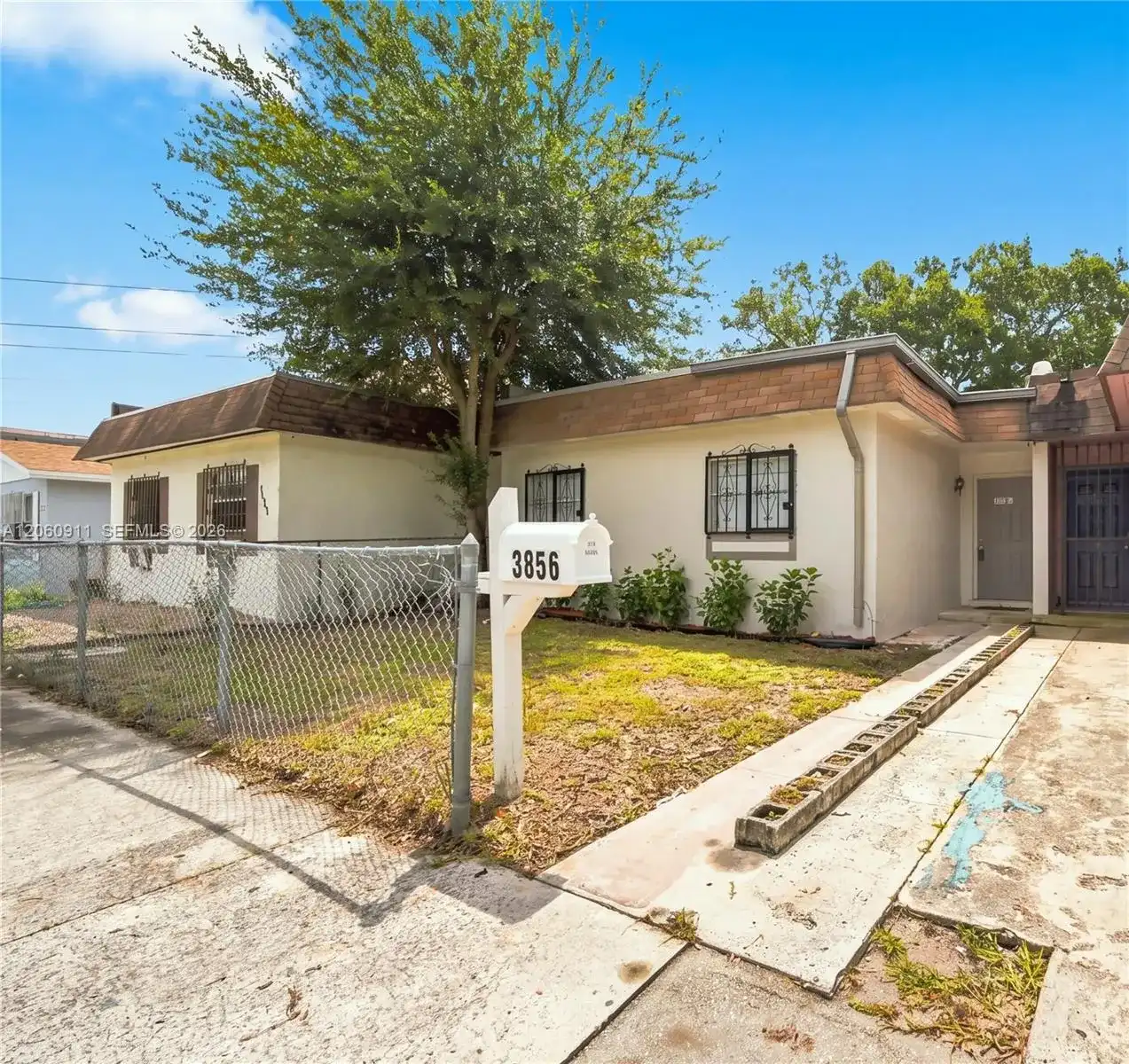 3856 NW 207th St Rd, Miami Gardens FL 33055
