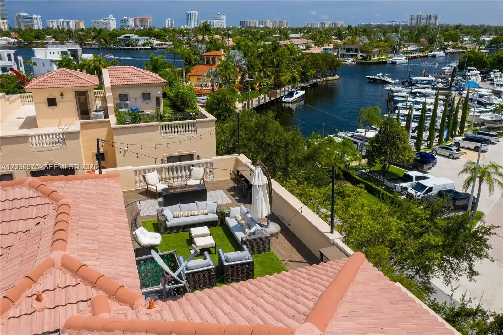 2106 SE 7th St # 2106, Pompano Beach FL 33062
