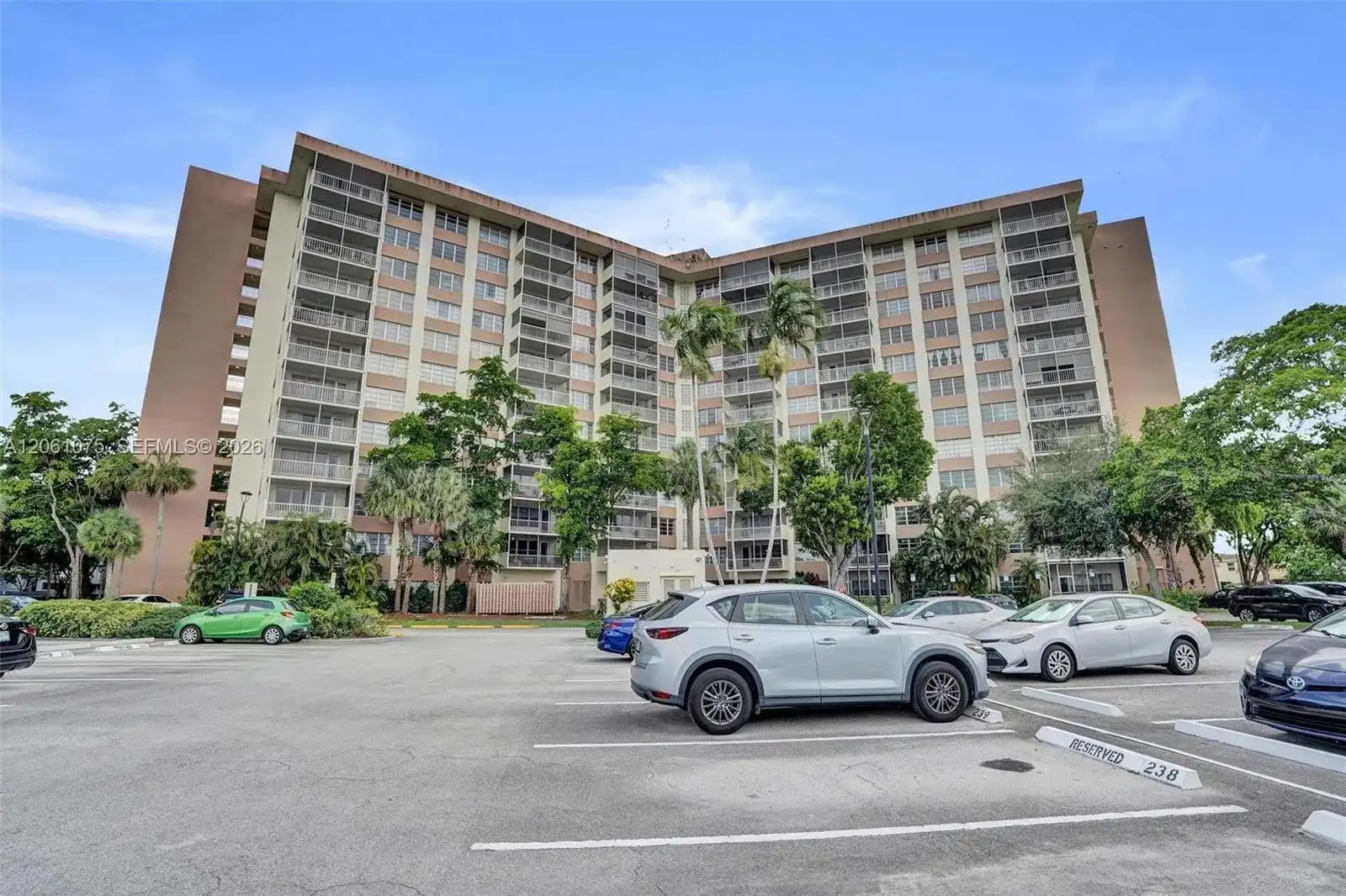 10777 W Sample Rd # 718, Coral Springs FL 33065