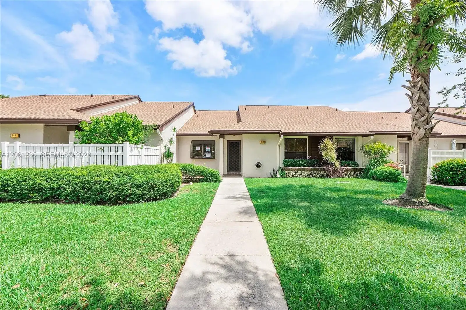 3342 Carambola Cir S, Coconut Creek FL 33066
