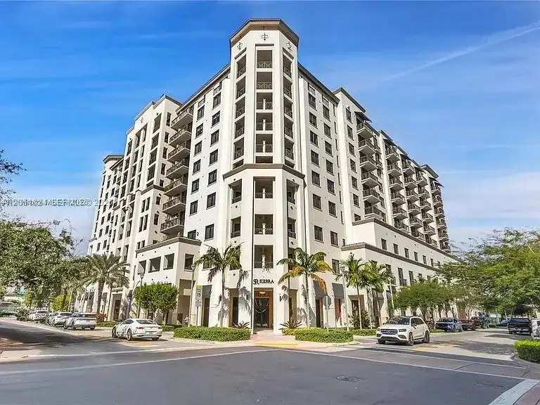 301 Altara Ave # 827, Coral Gables FL 33146