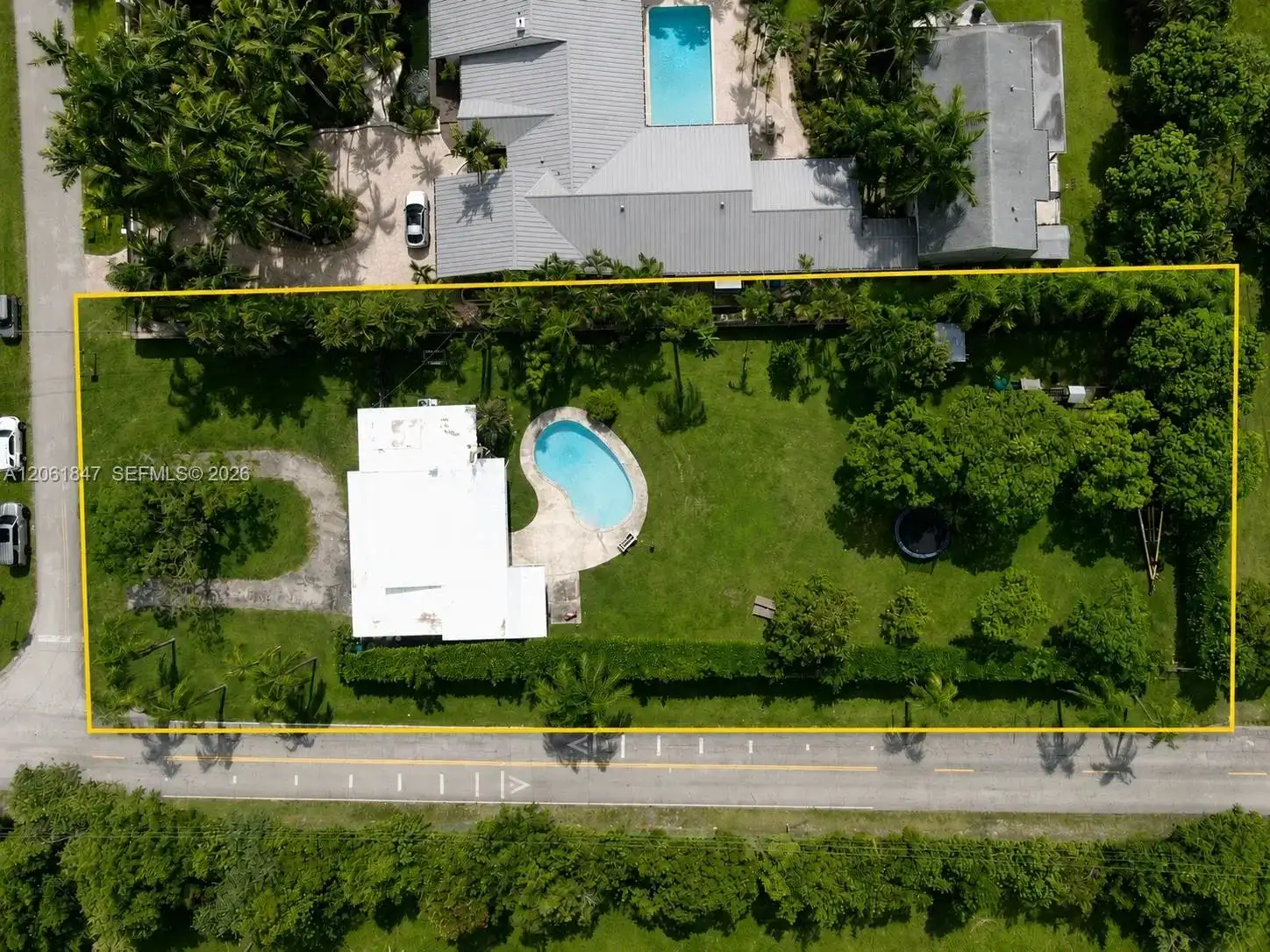 7550 SW 75th St, Miami FL 33143