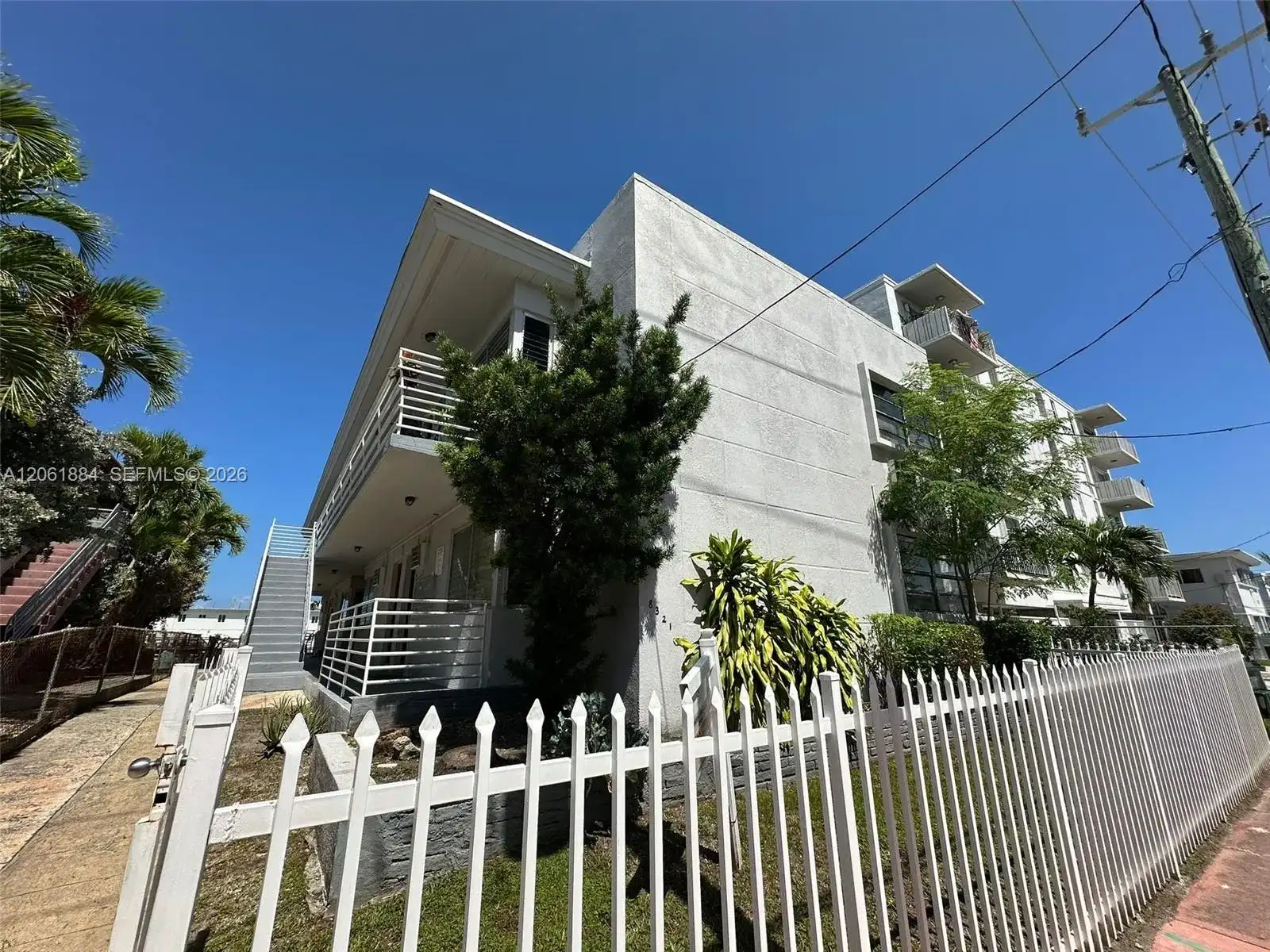 8321 Crespi Blvd # 7, Miami Beach FL 33141