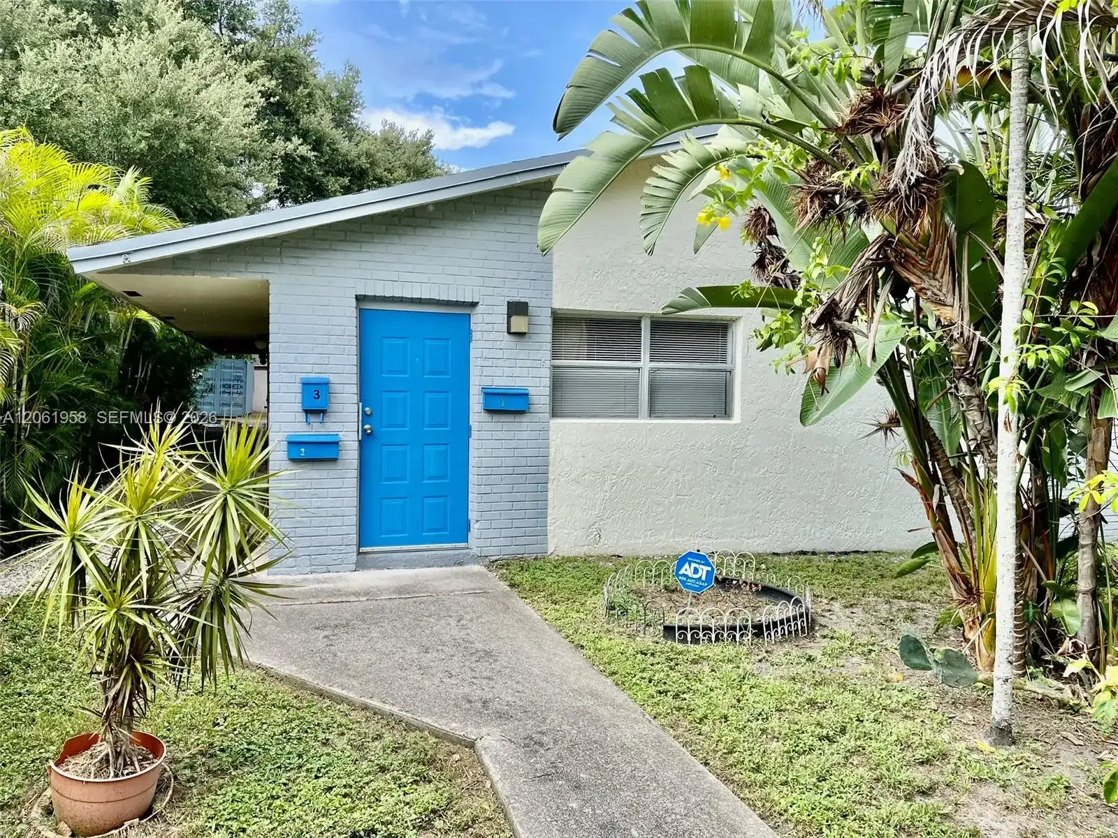 274 SW 9th St # 2, Dania Beach FL 33004