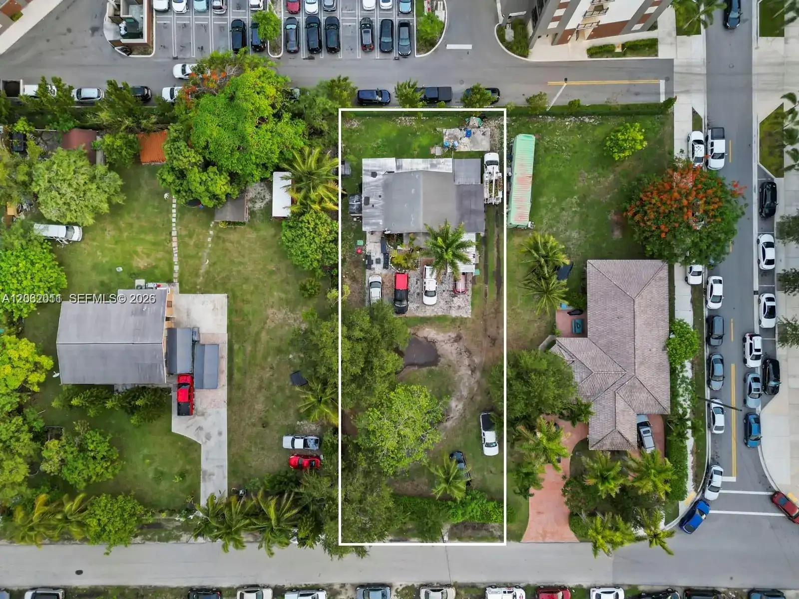 14250 Henderson St, Homestead FL 33032