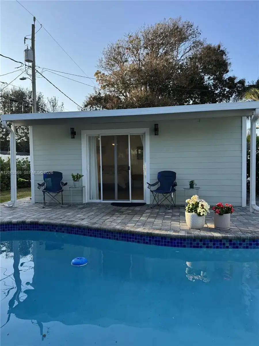 914 N Ocean Breeze # 1, Lake Worth FL 33460