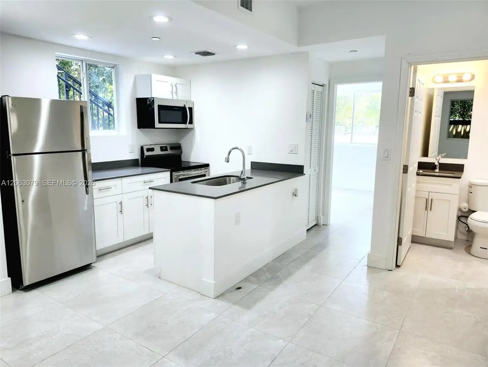 580 NW 34th St # 1, Miami FL 33127