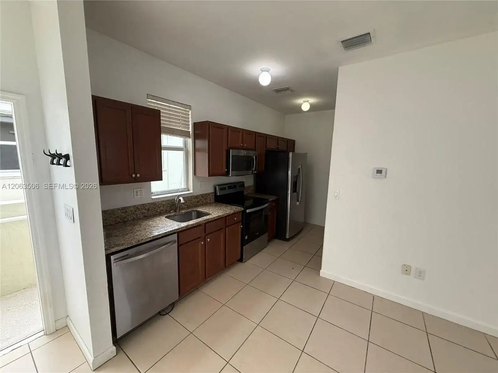 9465 SW 171st Ct, Miami FL 33196