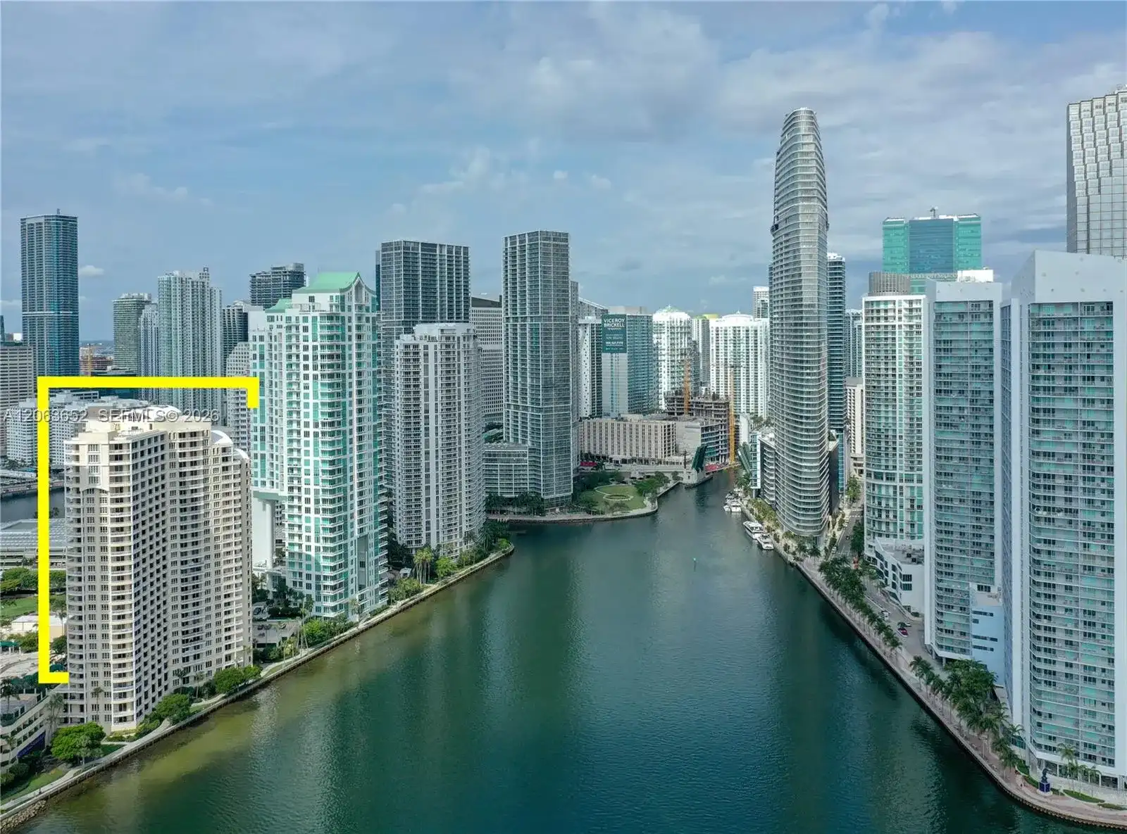 888 Brickell Key Dr # 512, Miami FL 33131