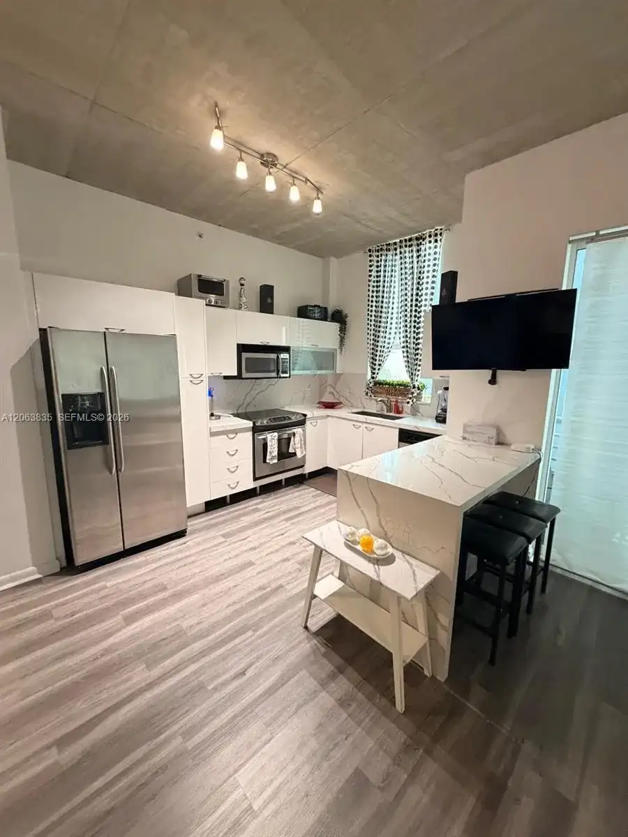 133 NE 2nd Ave # 401, Miami FL 33132