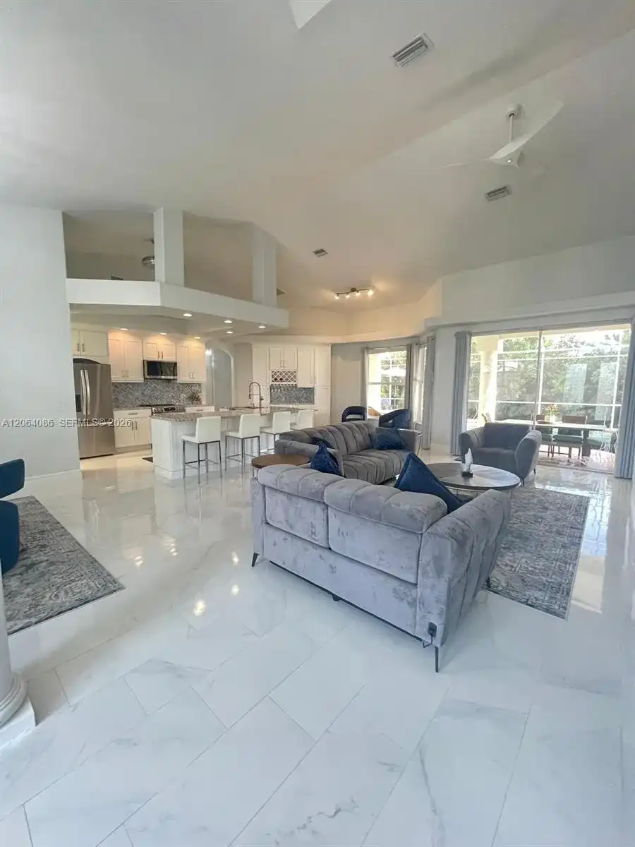 8268 S SOUTHWIND, Fort Myers FL 33908