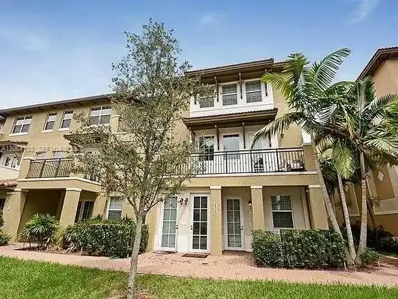 837 SW 147th Ave # 1410, Pembroke Pines FL 33027
