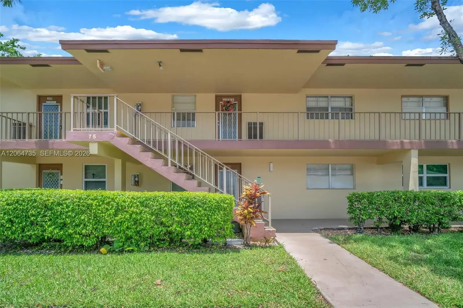 301 NW 76th Ave # 102, Margate FL 33063