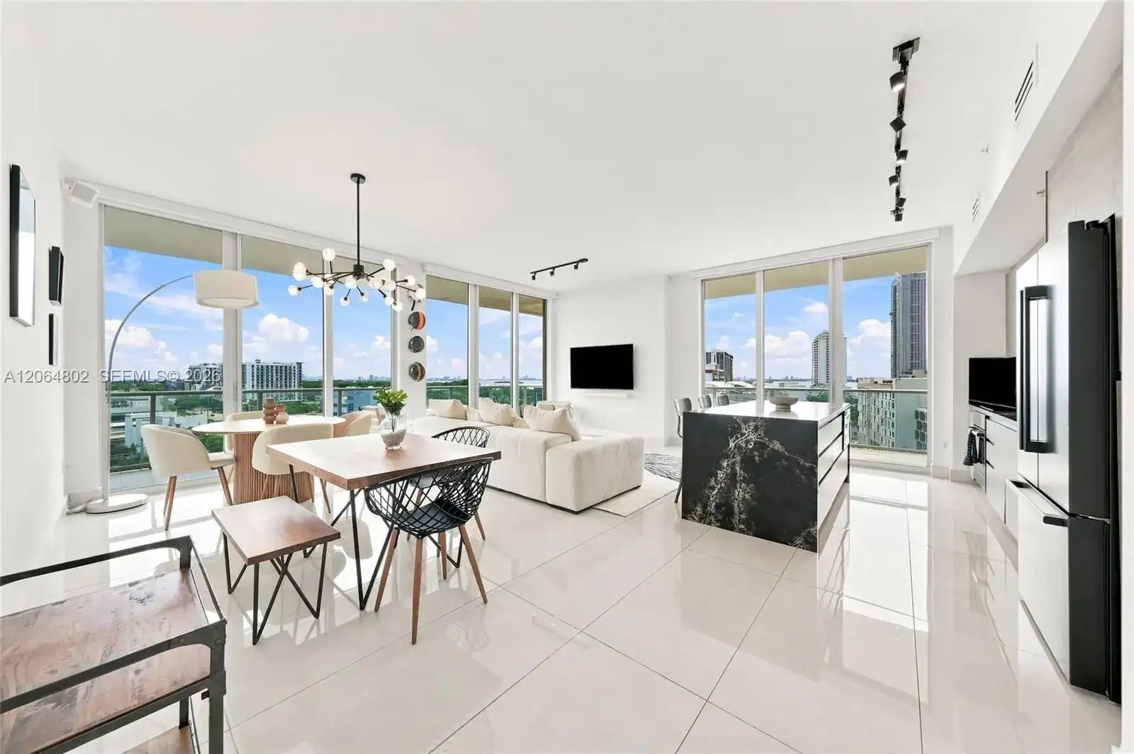 3470 E Coast Ave # H0901, Miami FL 33137