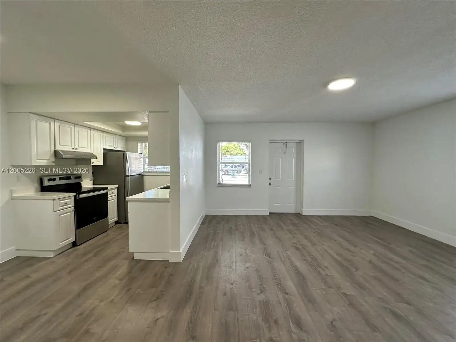 3660 NE 11th Ave # 4, Oakland Park FL 33334