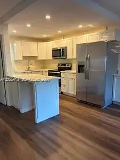 22 SE 3rd Ter # 2, Dania Beach FL 33004