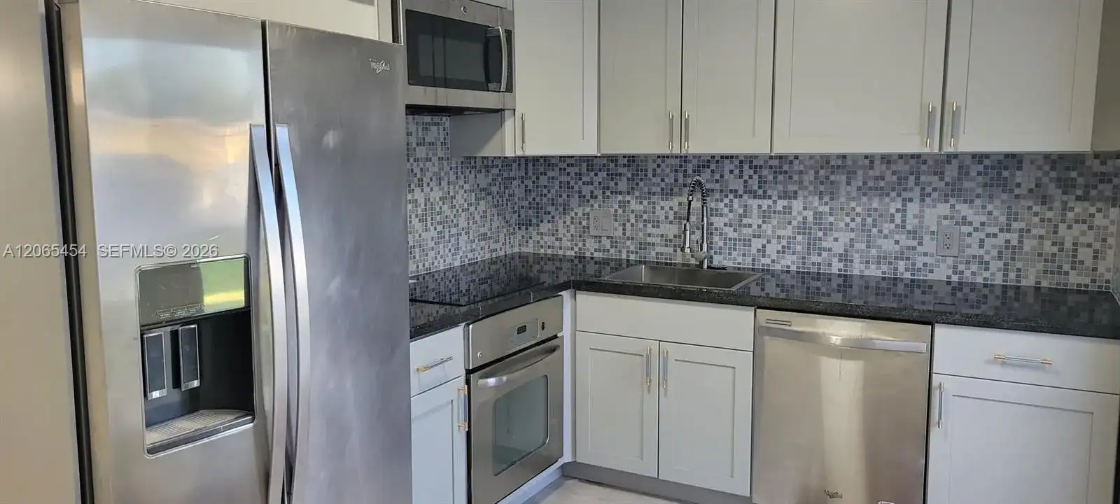 2506 Washington St, Hollywood FL 33020