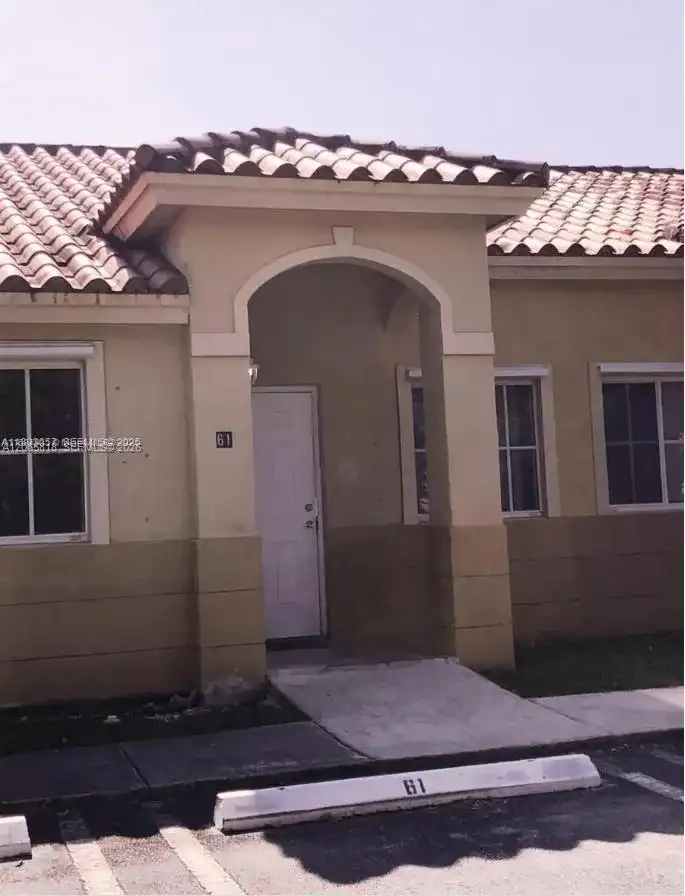 61 NE 13th Ave, Homestead FL 33033