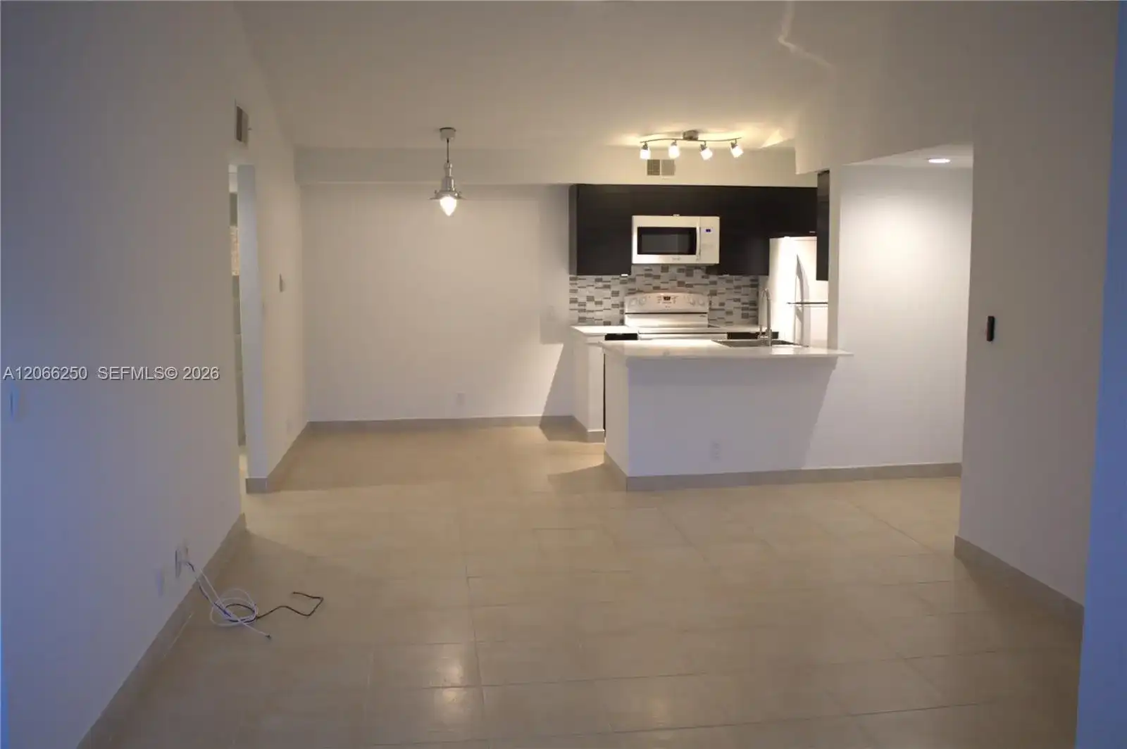 2826 S University Dr # 3203, Davie FL 33328