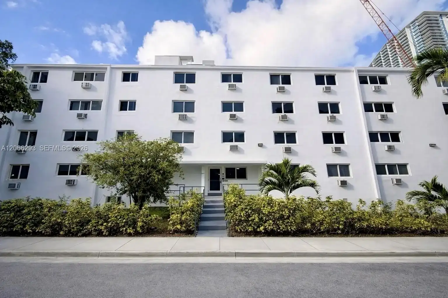 143 SW 9th St # 310, Miami FL 33130