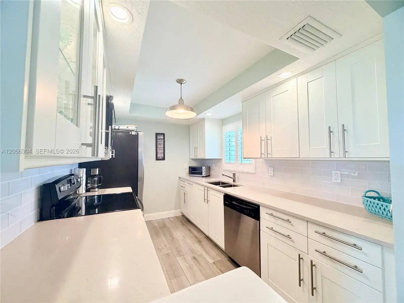100 SILVER BEACH AVE # 720, Daytona FL 32118