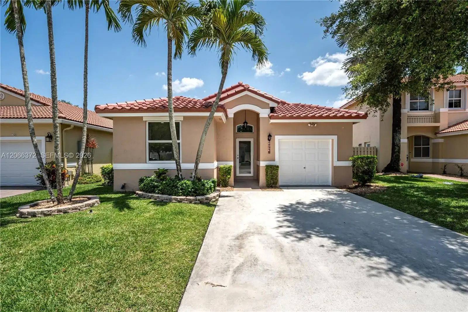 15130 SW 49th CT # 15130, Davie FL 33331