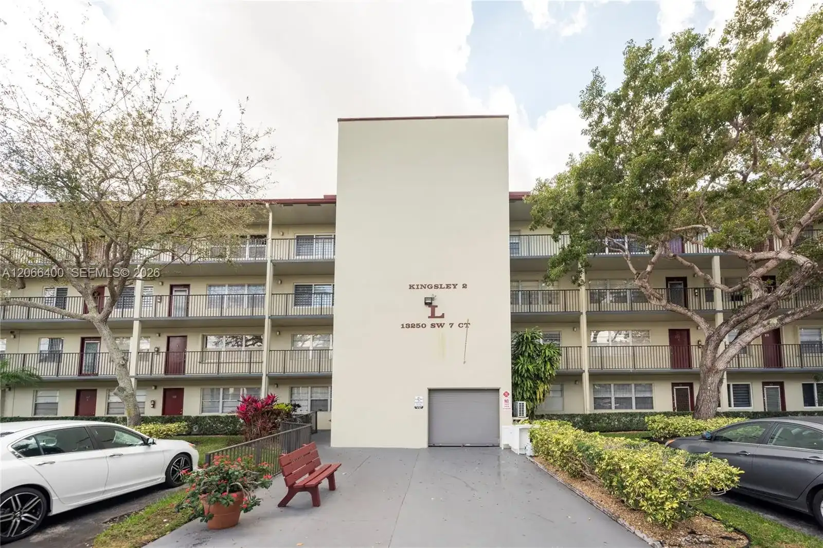 13250 SW 7th Ct # 412L, Pembroke Pines FL 33027
