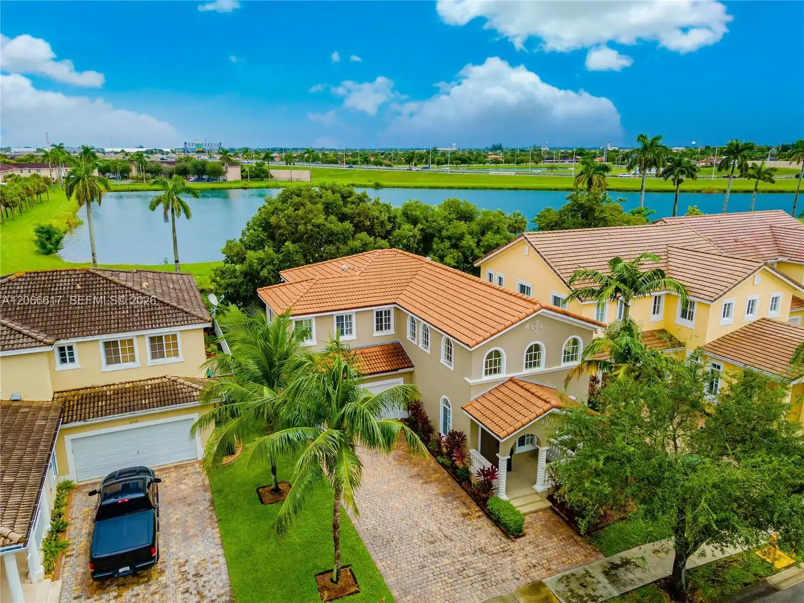27621 SW 139th Pl, Homestead FL 33032