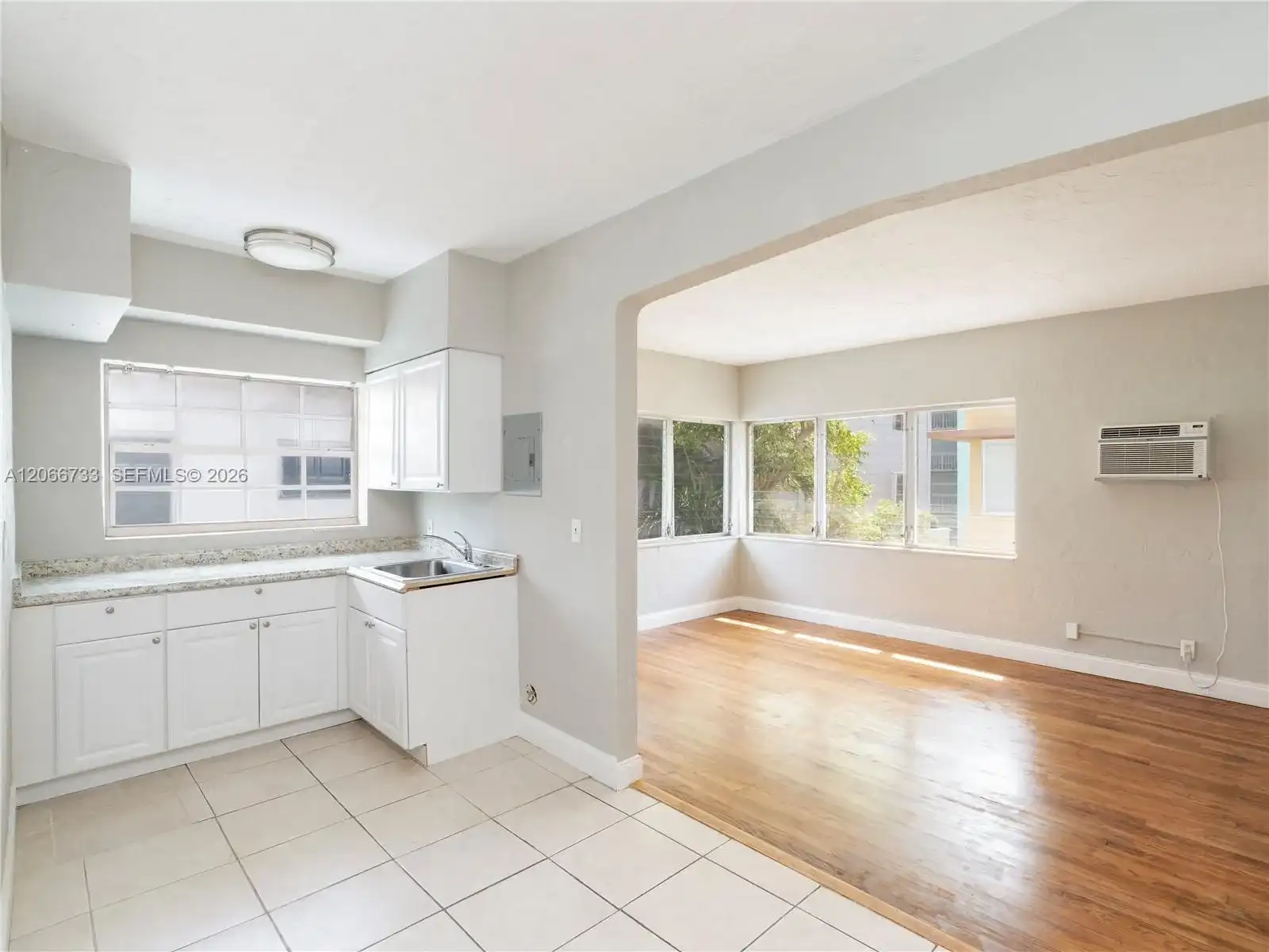 7635 Dickens Ave # 8, Miami Beach FL 33141