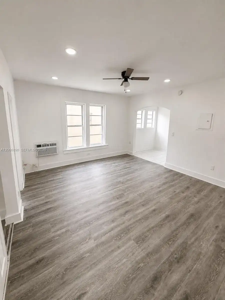 1319 Meridian Ave # 204, Miami Beach FL 33139