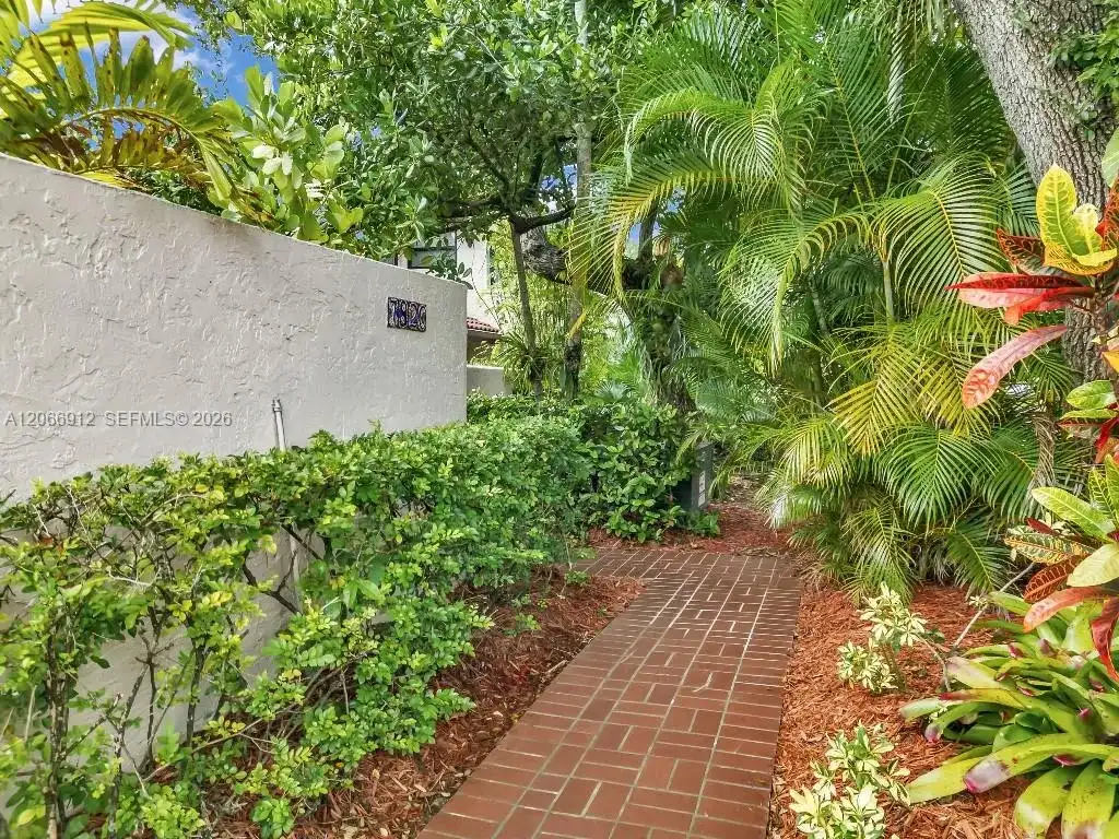 7820 SW 89th Ln, Miami FL 33156