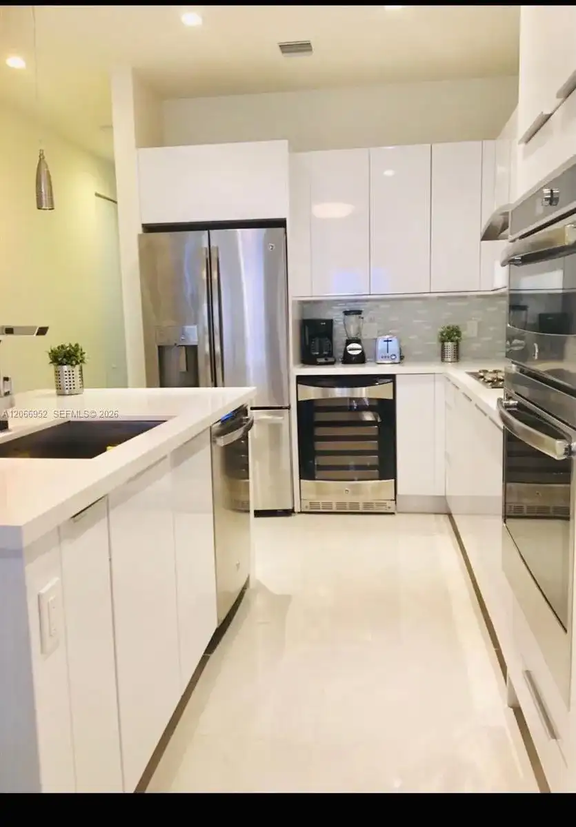 10260 NW 63rd Ter # 201, Miami FL 33178