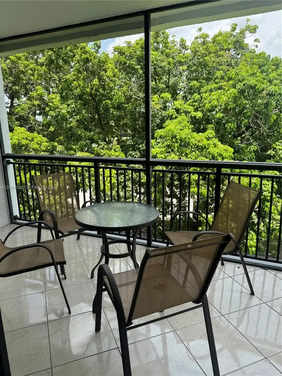 16141 Blatt Blvd # 408, Weston FL 33326