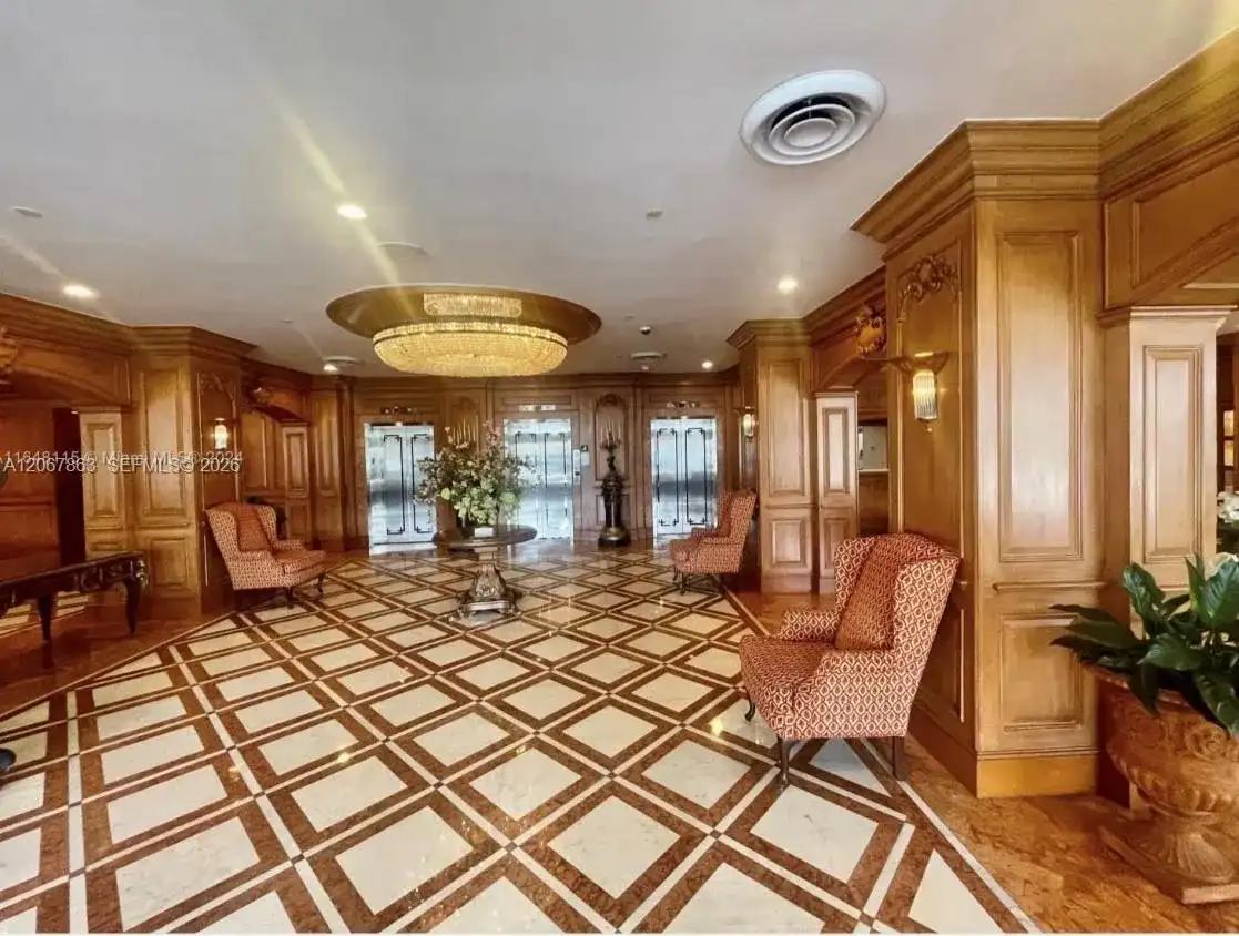 700 Biltmore Way # 818, Coral Gables FL 33134