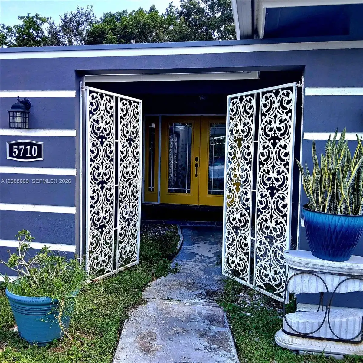 5710 Melaleuca Dr, Tamarac FL 33319