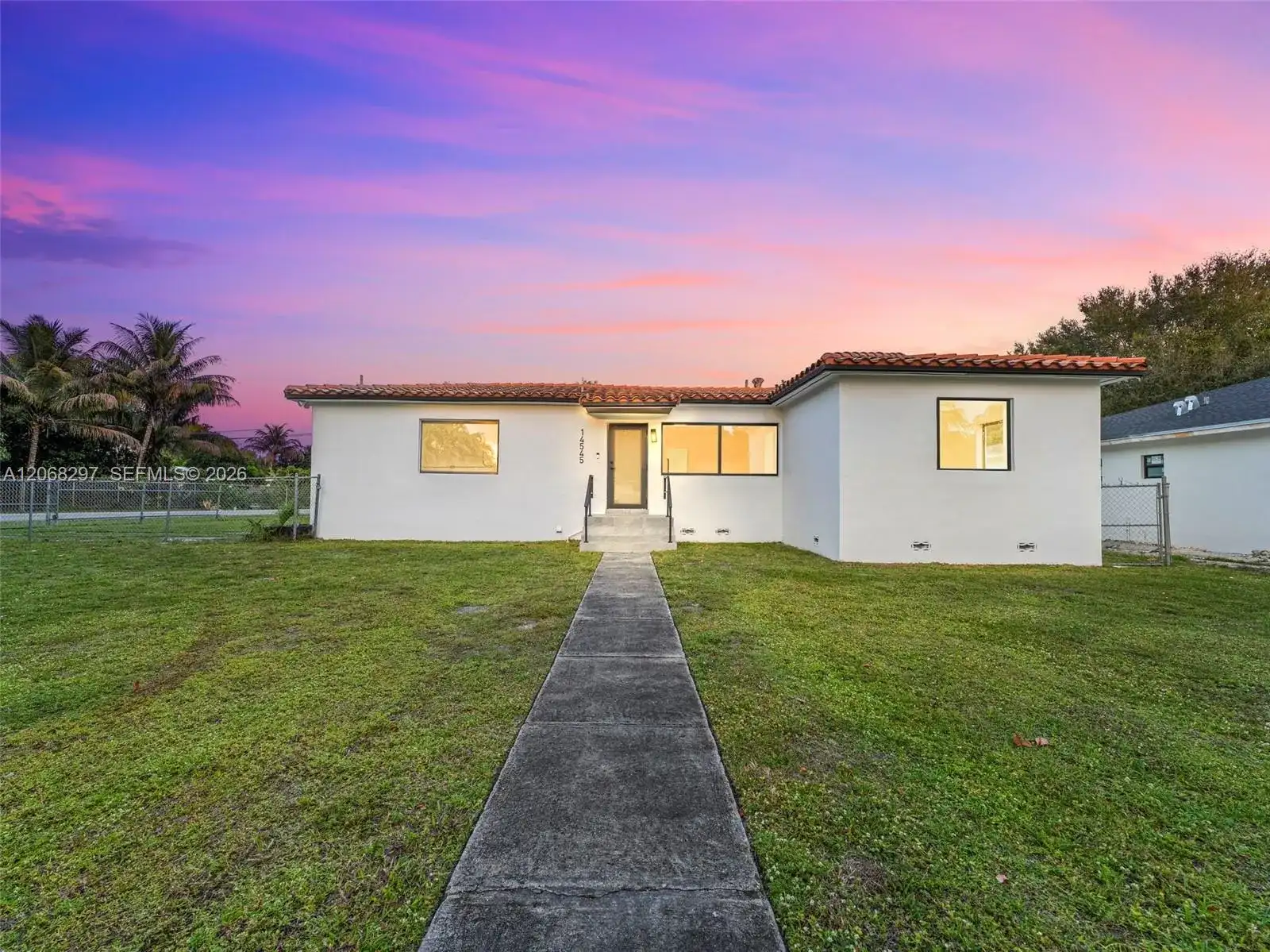 14545 Garden Dr, Miami FL 33168