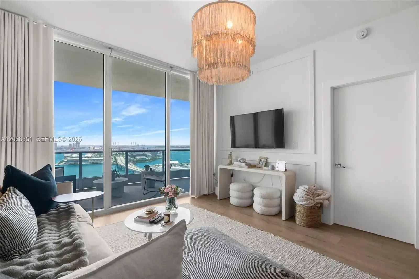 900 Biscayne Blvd # 3103, Miami FL 33132