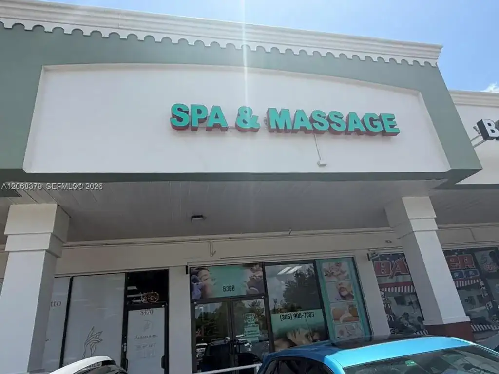 8318 SW 40th St, Miami FL 33155
