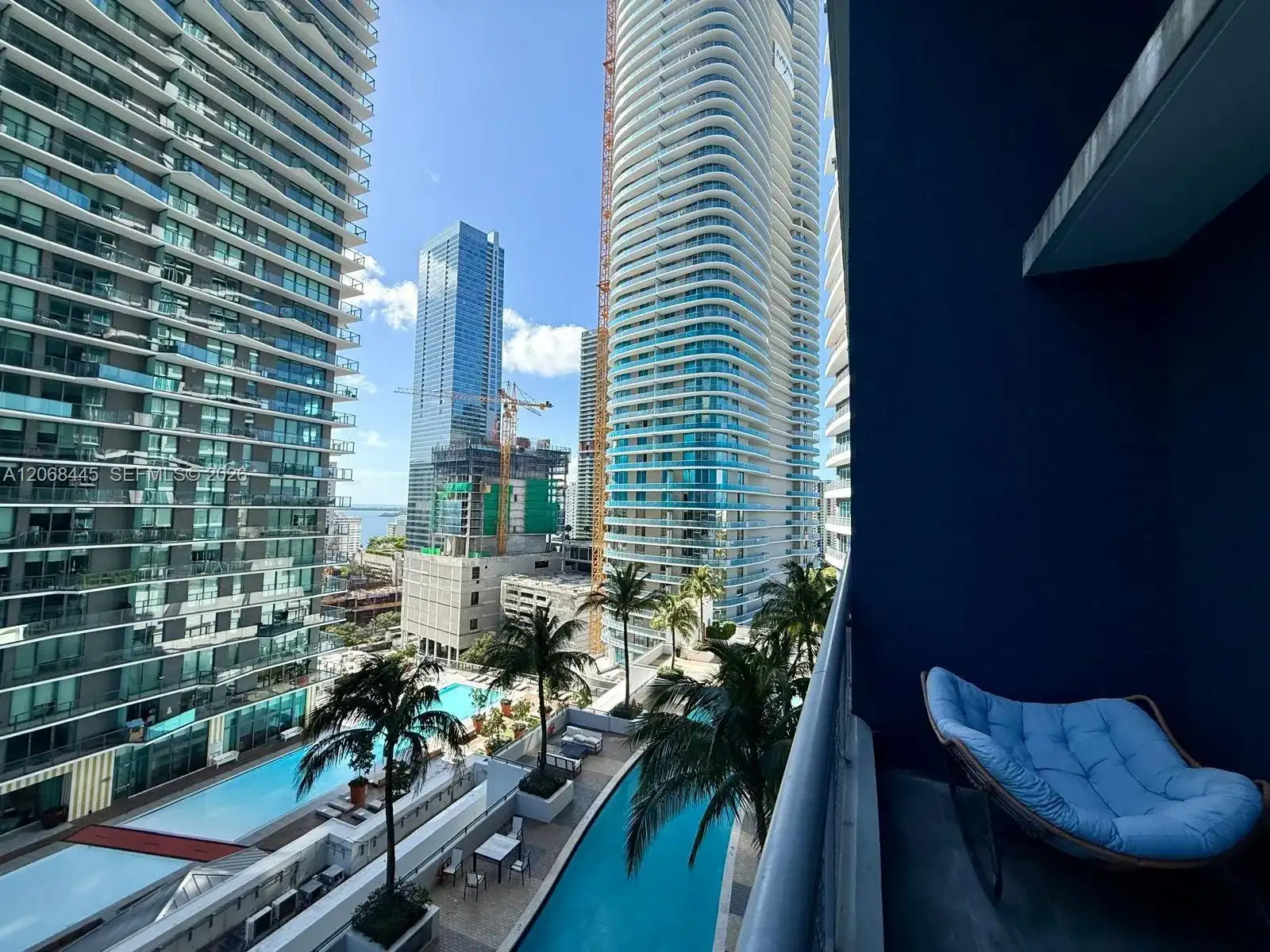 60 SW 13th St # 1618, Miami FL 33130