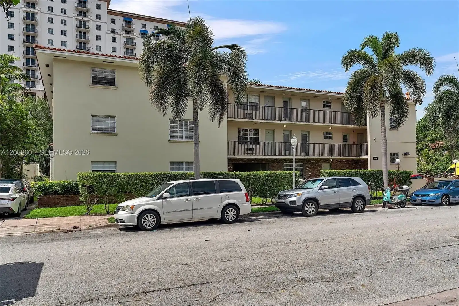 318 Majorca Ave # 304, Coral Gables FL 33134