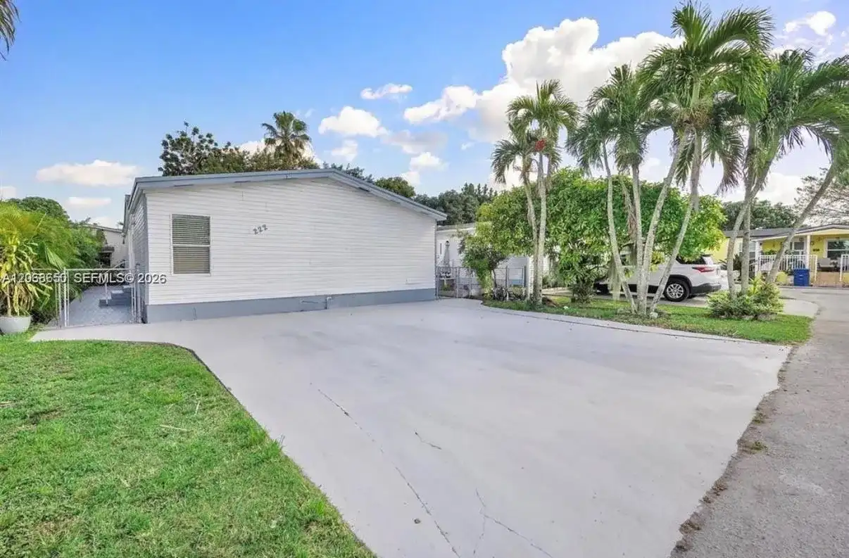 19800 SW 180th Ave # 222, Miami FL 33187