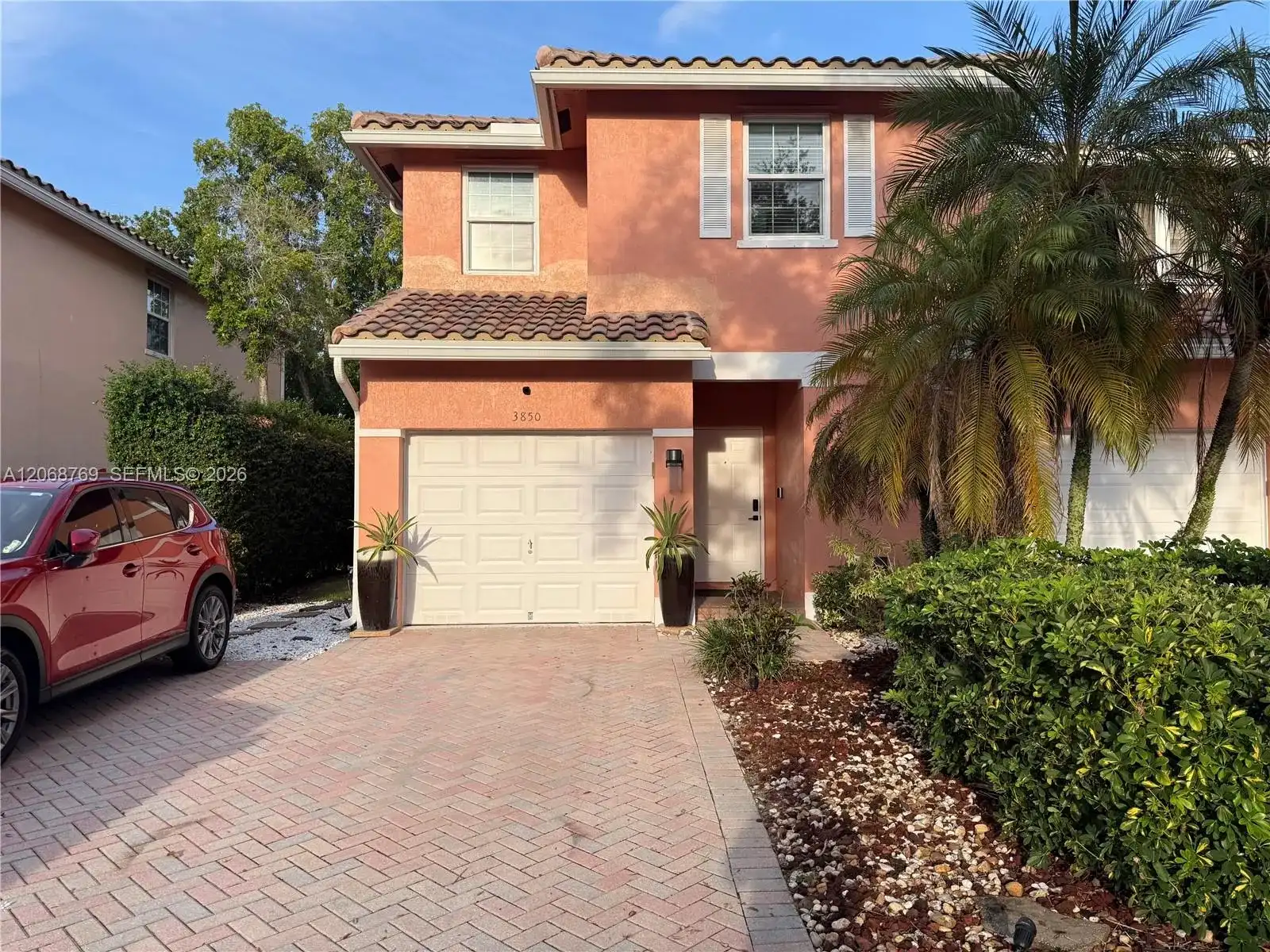 3850 NW 90th Way, Sunrise FL 33351